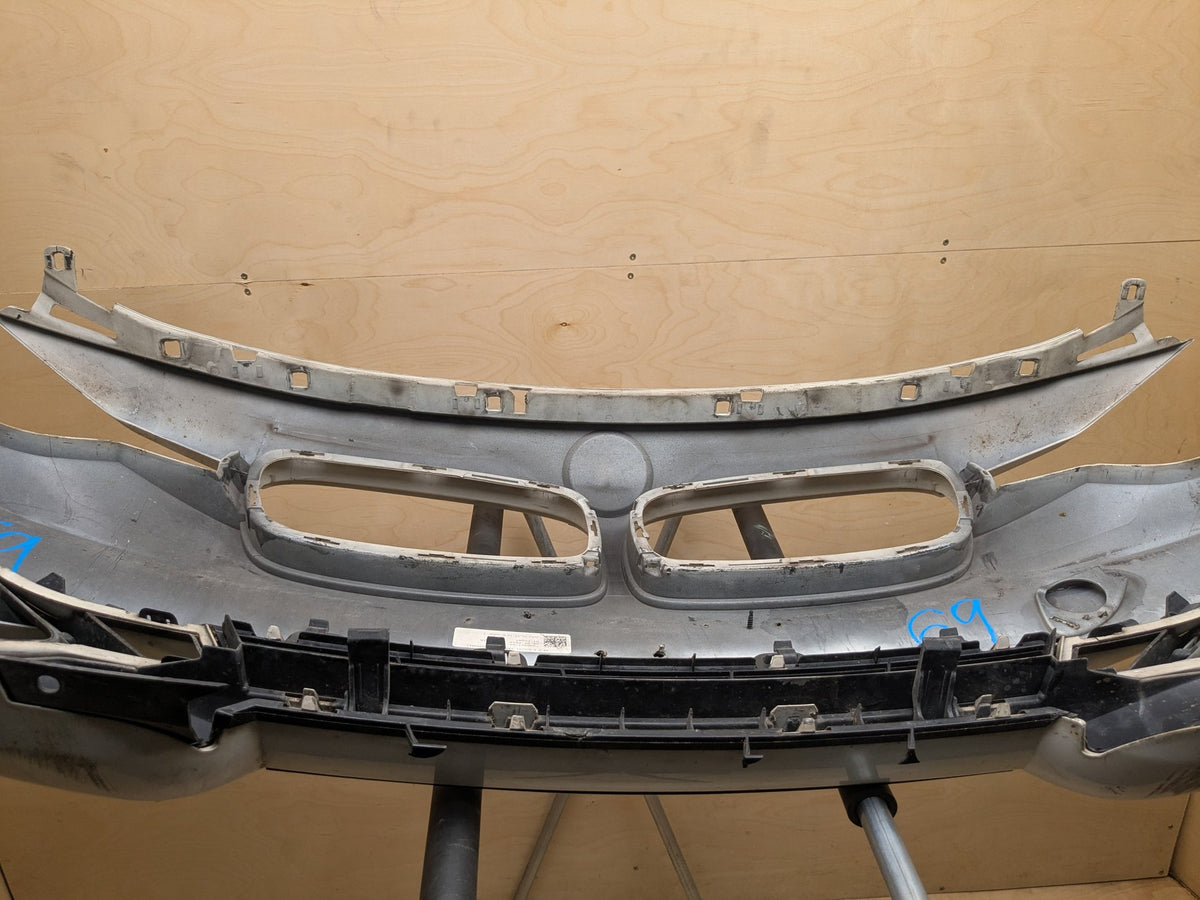 2012-2018 BMW 328i F30 Front Bumper Cover w/ lower Grilles White A96