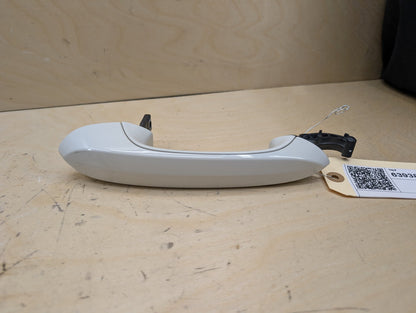 2018-2024 BMW X3 G01 Front or Rear Right Passenger Exterior Door Handle 7470528