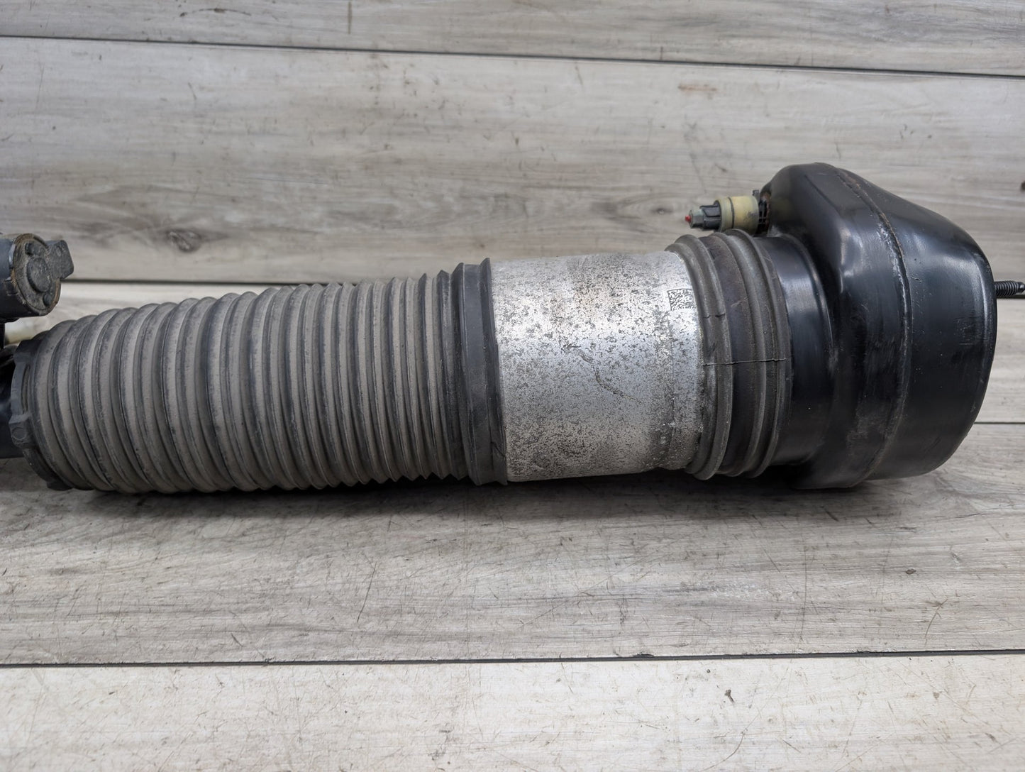 16-22 OEM BMW G11 G12 740 750 B7 REAR Left Driver Air Suspension Strut Shock