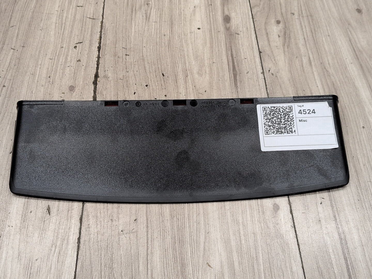 2008 - 2017 Audi S5 8T Upper Liftgate Trunk Lid 3rd Brake Light 8T0945097