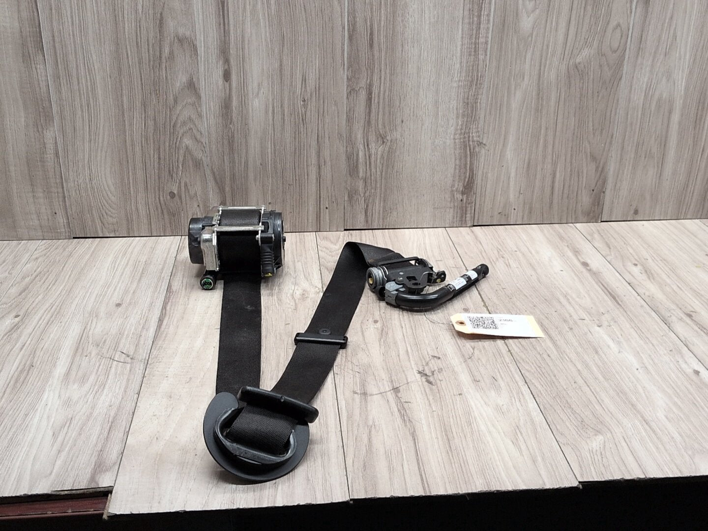 2014 - 2018 BMW X5 F85 Front Left Driver Seatbelt Seat Belt Retractor 7321291 S63B44T2