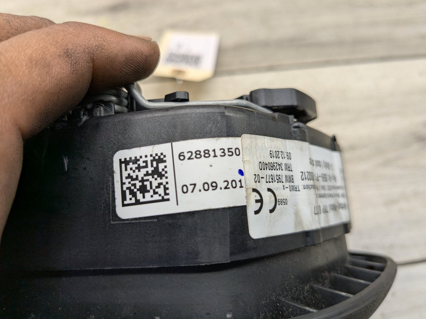 2019 - 2026 BMW 330i G20 Steering Wheel Airbag Air Bag 7951677 B46B20O1