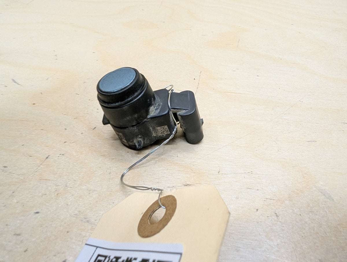 2007-2013 BMW 335i E93 Bumper PDC Parking Distance Sensor 9149025