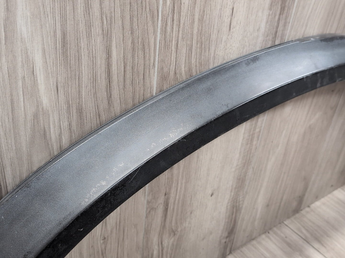 2007-2013 BMW X5 E70 Front Right Passenger Fender Flare Arch Trim Molding 7163560