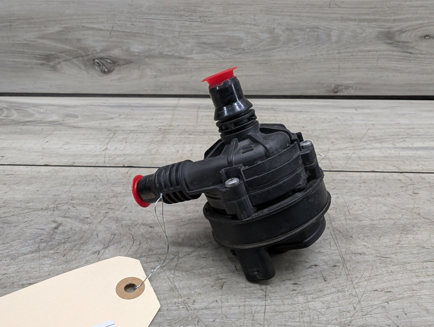 *OEM BMW G01 G05 G20 G22 G30 G42 G80 G82 G83 M3 M4 Engine Auxiliary Water Pump