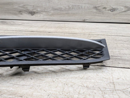 2011-2016 BMW 535i F10 Front Left Driver Bumper Cover Grille 7200697