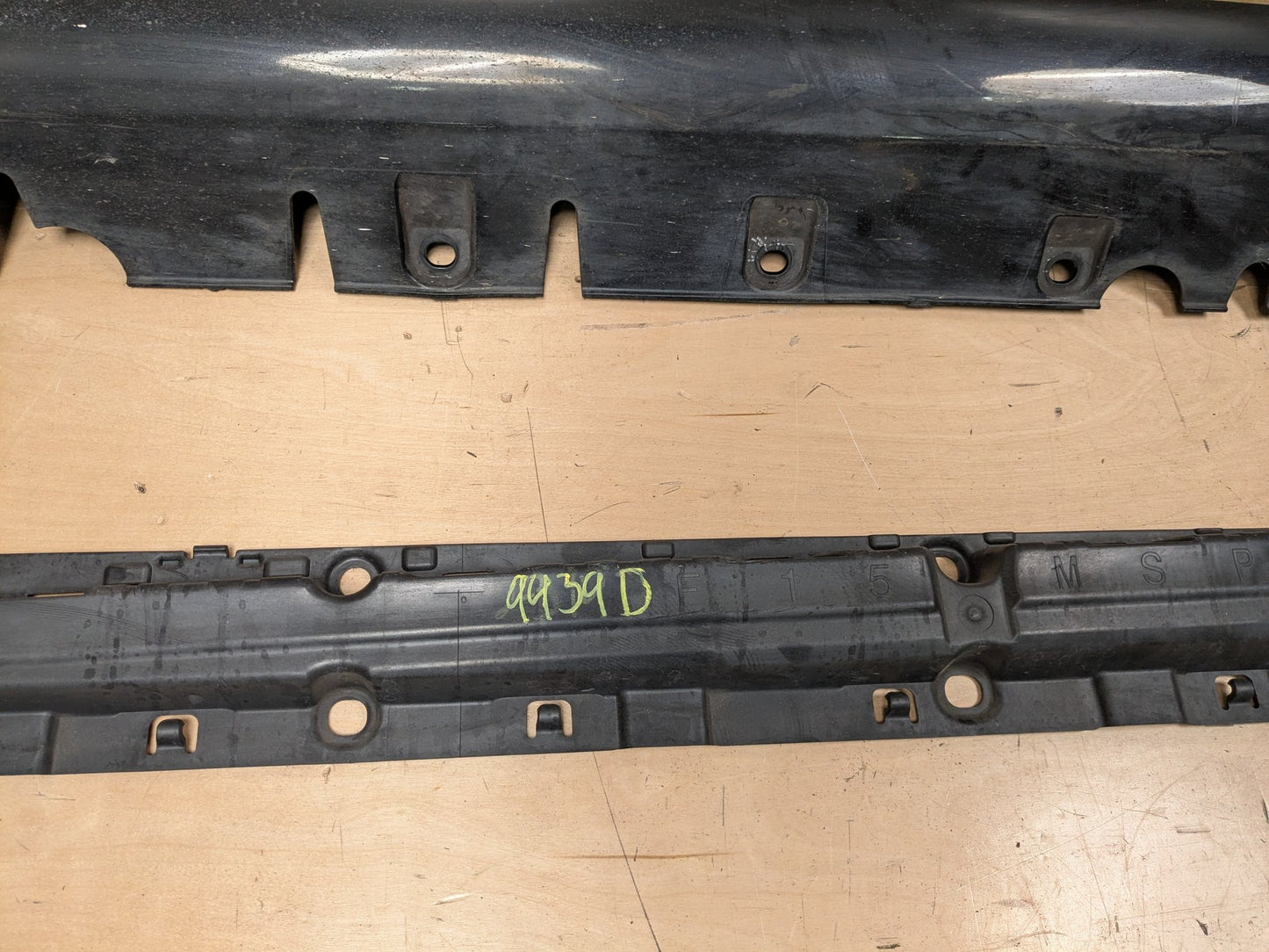 2014 - 2018 BMW X5 F85 Left Driver Side Skirt Rocker Panel w/ Bracket 8058507 S63B44T2