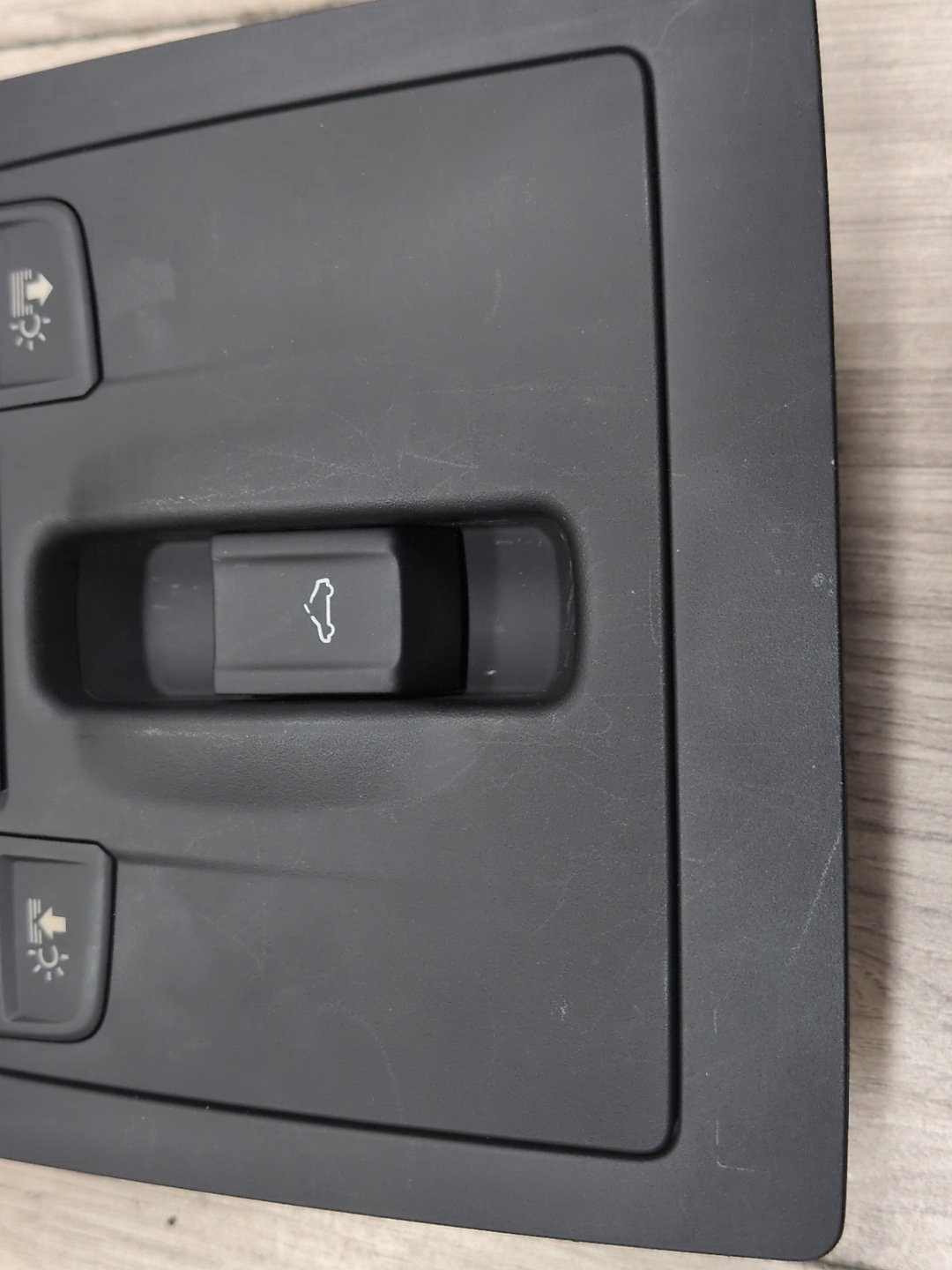 2015-2018 Audi Q3 8U Headliner Overhead Dome Light Switch Module 8X0947135AK