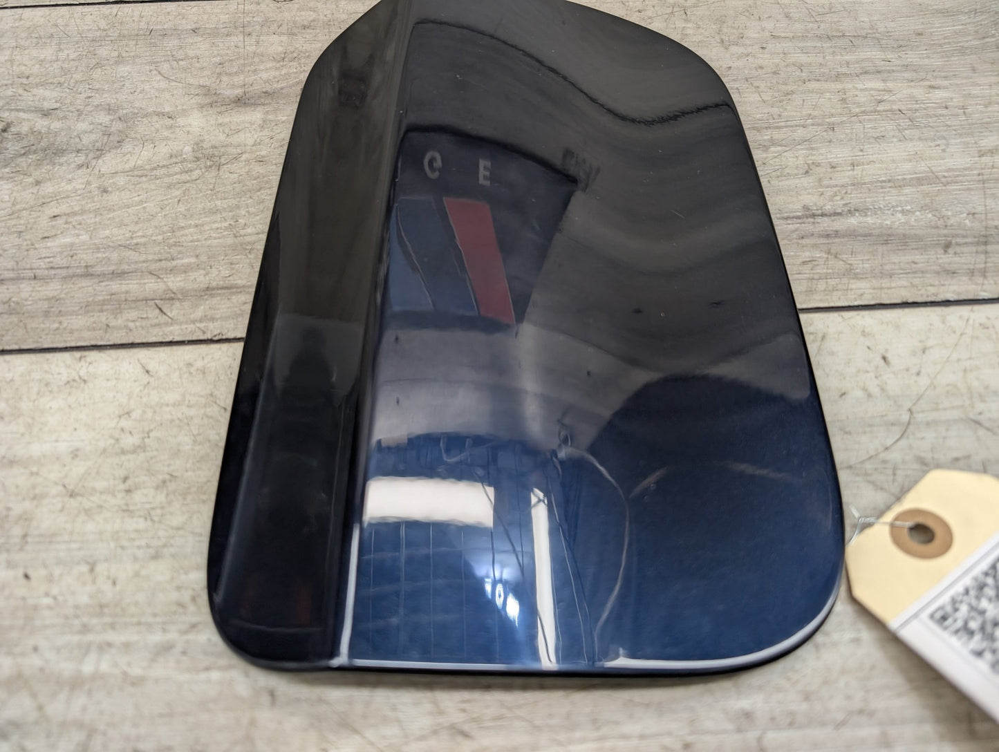 17-23 OEM BMW F90 G30 530 540 M550 M5 Fuel Gas Tank Flap Lid Cover