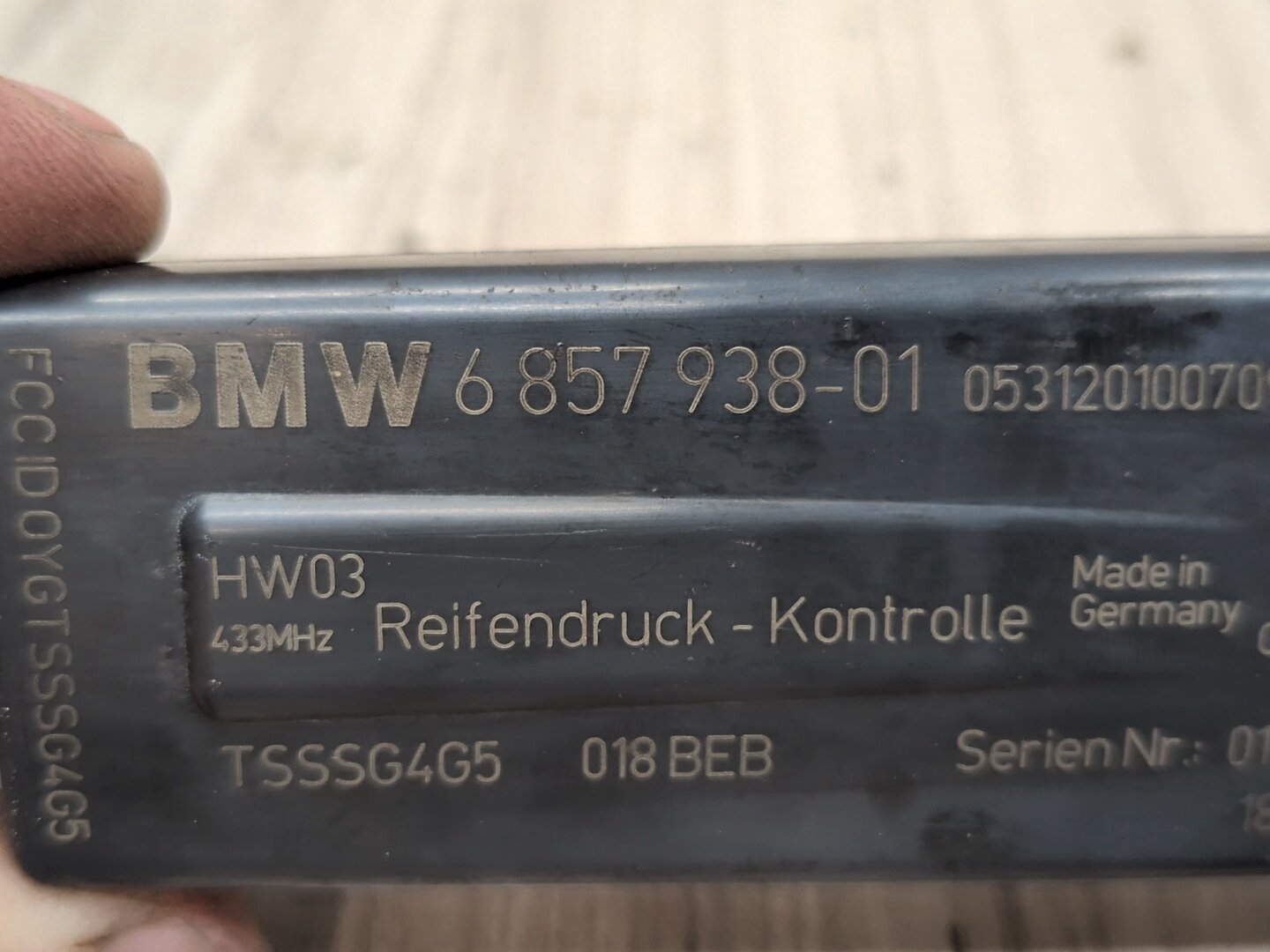 OEM BMW F02 F06 F10 F13 528 535 M5 640 750 TPMS RDC Tire Pressure Monitor Sensor