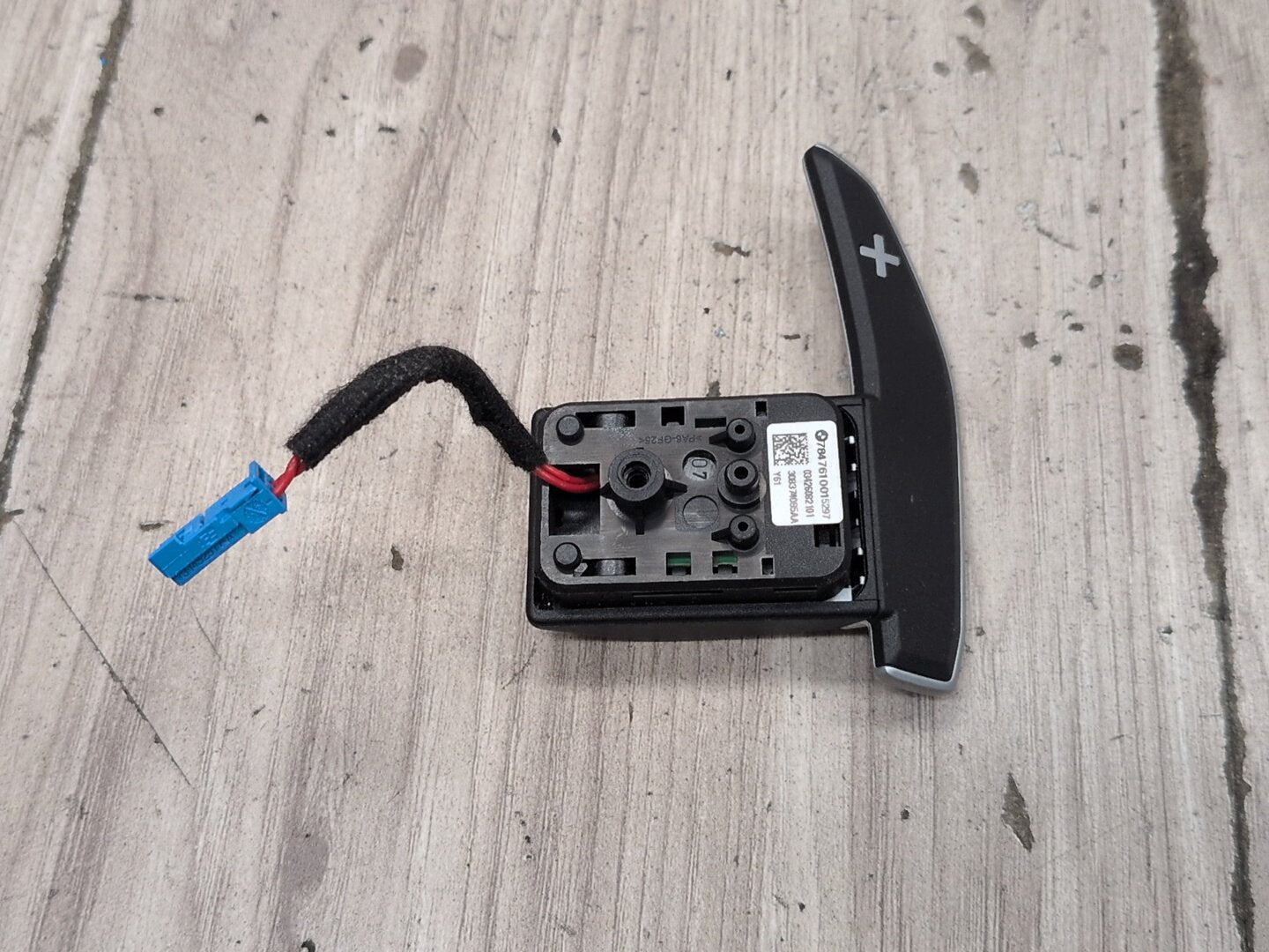 OEM BMW F80 F82 F83 F85 M3 M4 Steering Wheel Left Right Paddle Shifter Up Down