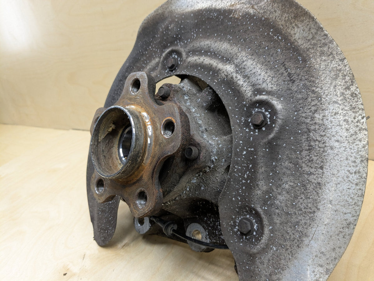 2018-2025 BMW X3 G01 Rear Right Passenger Spindle Knuckle w/ Bearing 6871028 OEM