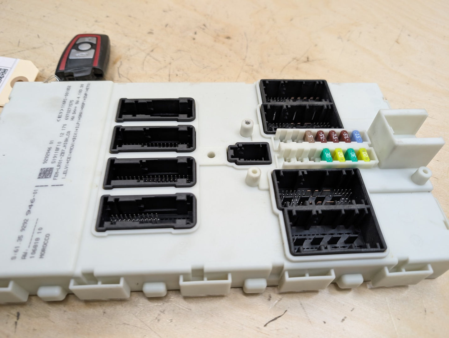 2012-2018 BMW 328i F30 Bdc Body Domain Fem Control Module w/ Key 9292946