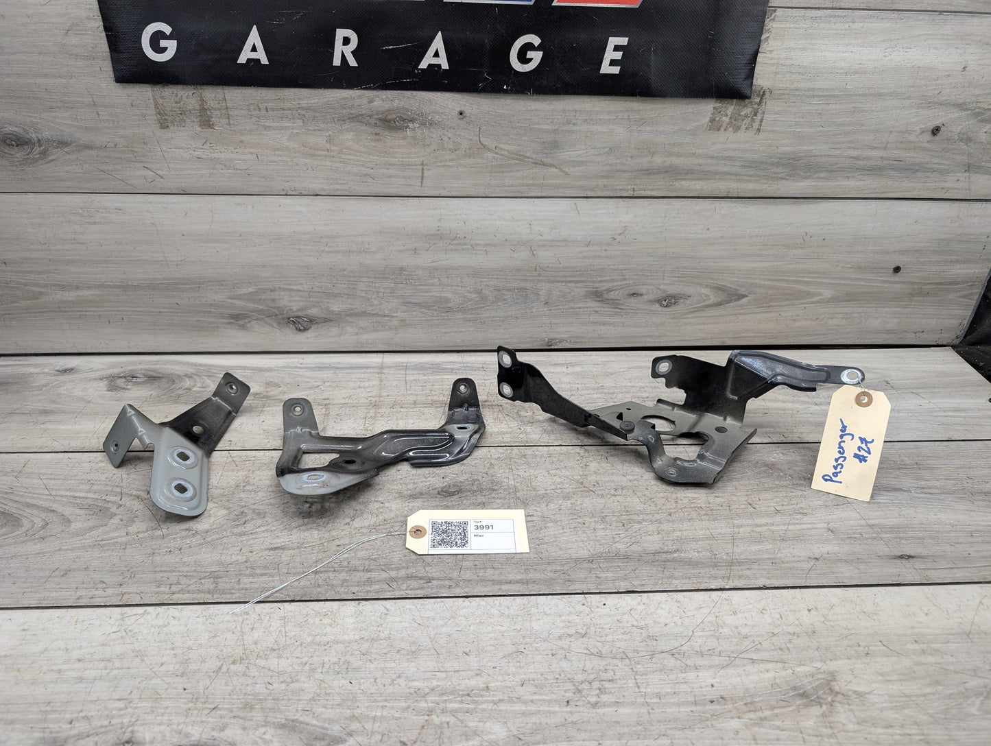 19-23 OEM BMW G20 330 M340 Front Right Passenger Side Fender Holder Bracket SET