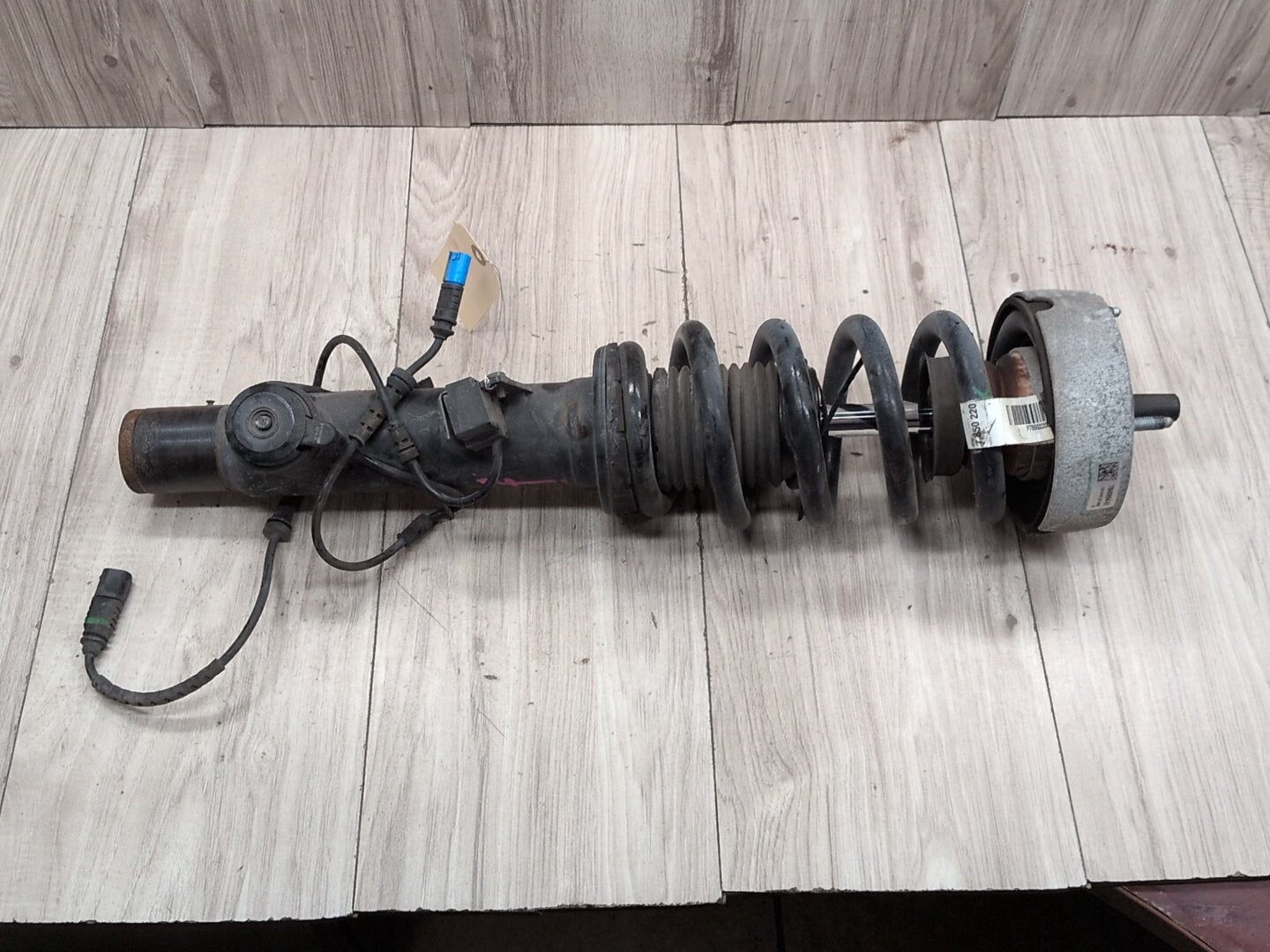OEM BMW F85 F86 X5M X6M Front Right Passenger Strut Shock Absorber Spring VDC