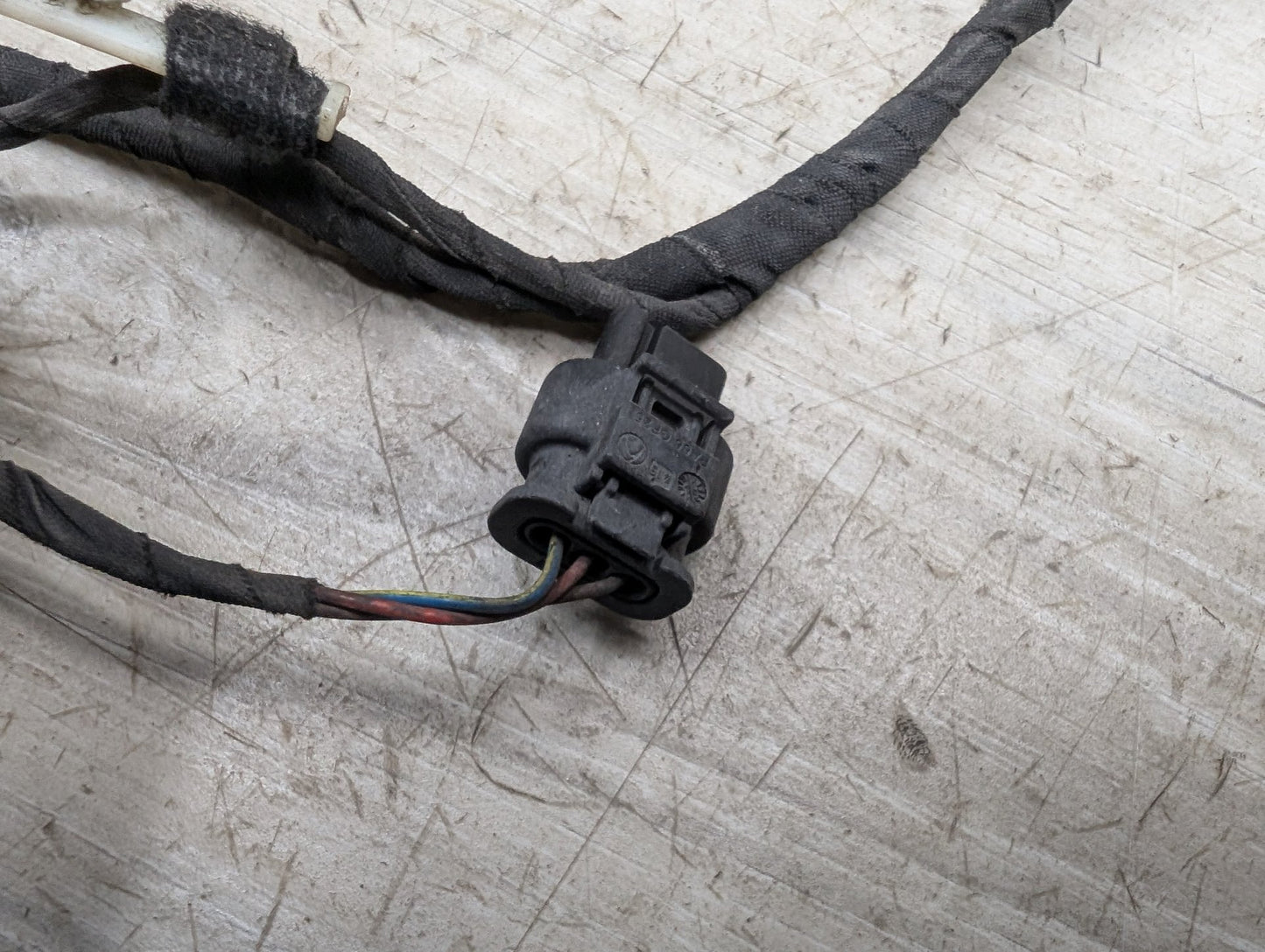 2015 - 2019 BMW X6 F86 Rear Bumper PDC Parking Sensor Wiring Wire Harness 9358061 S63B44T2