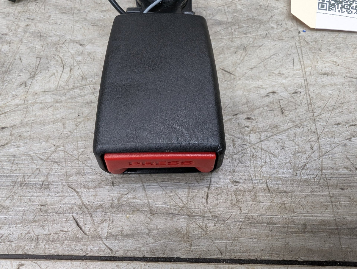 18-20 OEM BMW G01 G02 F97 X3 X4 REAR Left Driver Side SeatBelt Seat Belt Buckle