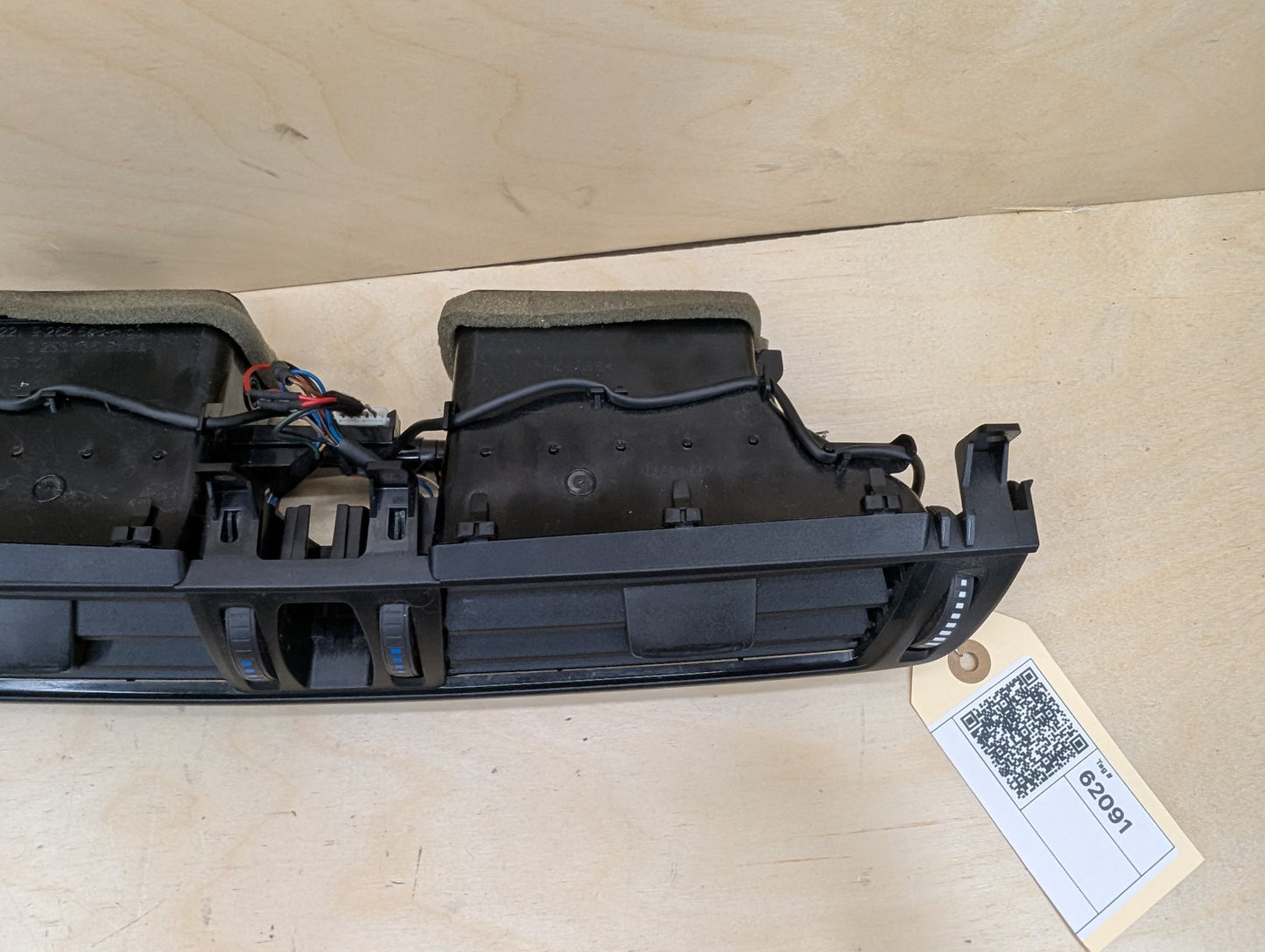 14-19 OEM BMW F15 F16 F85 F86 X5 X6 Dash Center Hazard Button AC Air Vent Grille