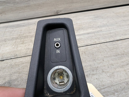 2008-2013 BMW 128i E82 AUX/ USB Charger Port Socket 6930561