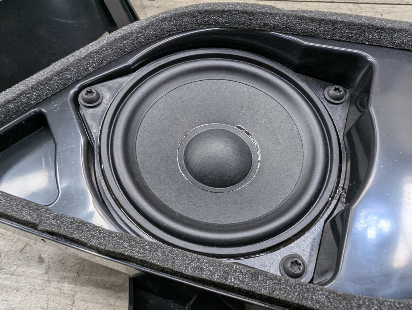 19-23 OEM BMW G05 X5 Rear Left Right D Pillar MID Range Speaker Tweeter