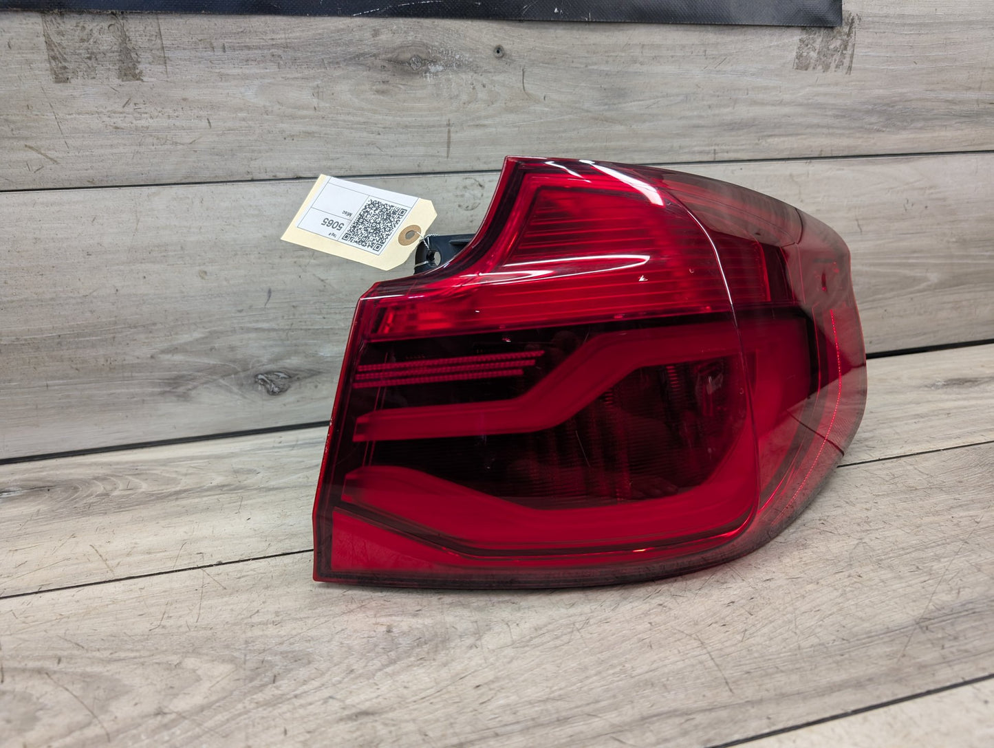 2014 - 2019 BMW 340 F34 Rear Right Passenger Outer Tail Light 7417472 B58B30M0