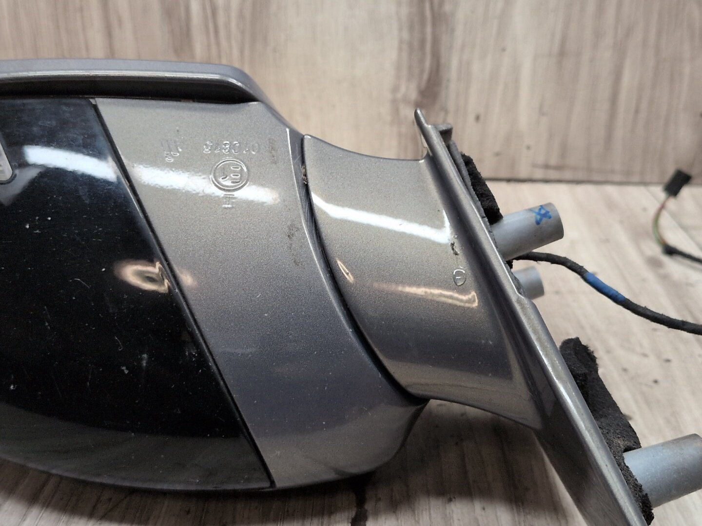 2004-2010 BMW M6 E64 Front Left Driver Side Mirror Assembly 7906349