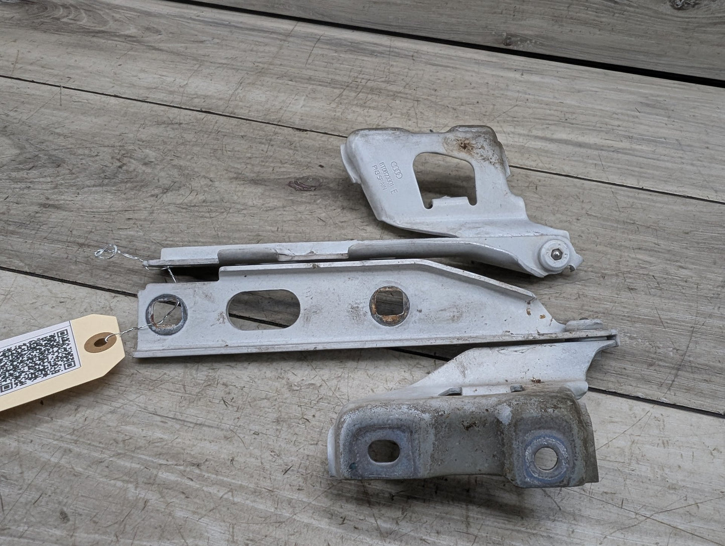 2008 - 2017 Audi S5 8T Hood Bonnet Hinges SET 8T0823301E