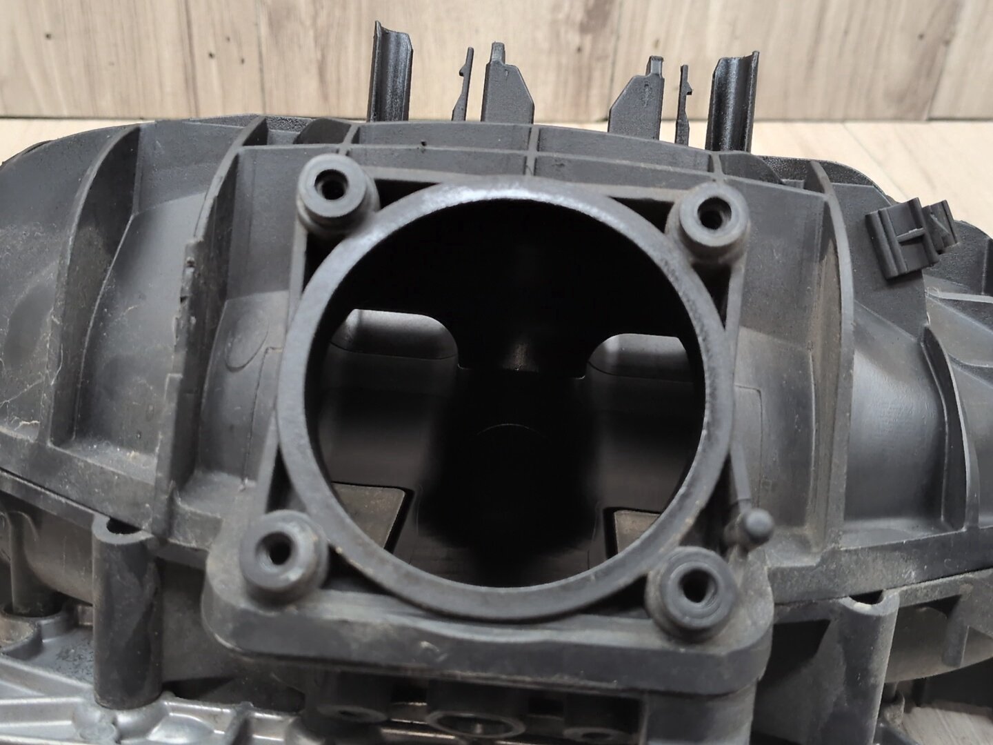 2012-2018 BMW F30 320i N20B20U0 Engine Motor Intake Manifold 7588126