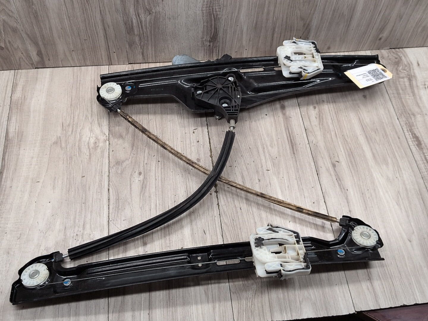 2011 - 2017 BMW X3 F25 Rear Left Driver Door Window Glass Regulator Motor 7258534 N20B20O0