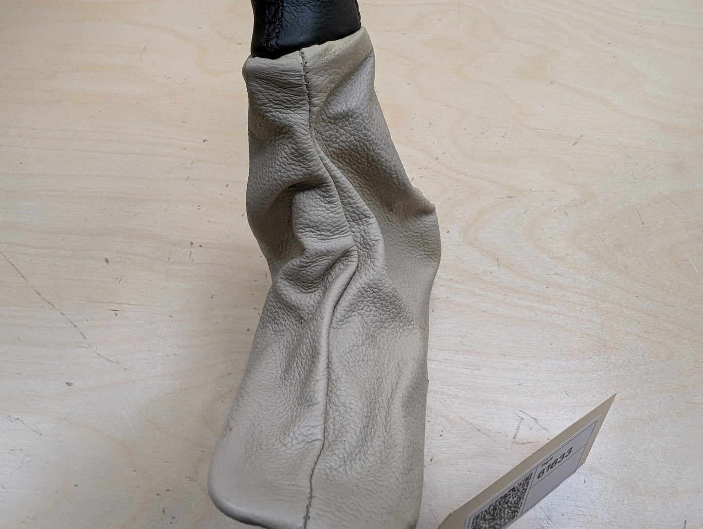 2007-2013 BMW 335i E93 Emergency Handle Brake Cover w/ Boot 6951561