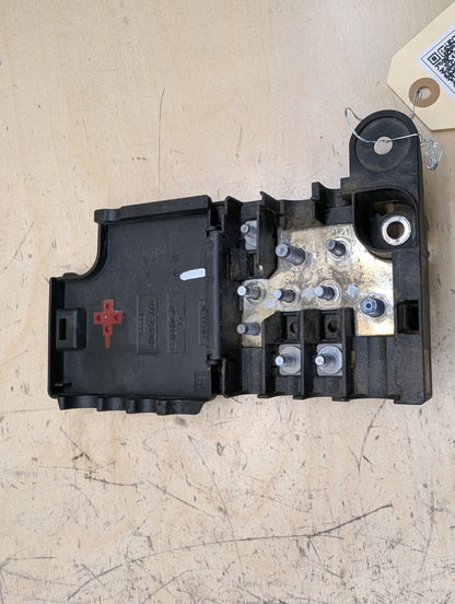 2011-2017 Audi RS5 8T Rear Battery B+ Terminal Junction Point Relay Fuse Box 8K0937517B