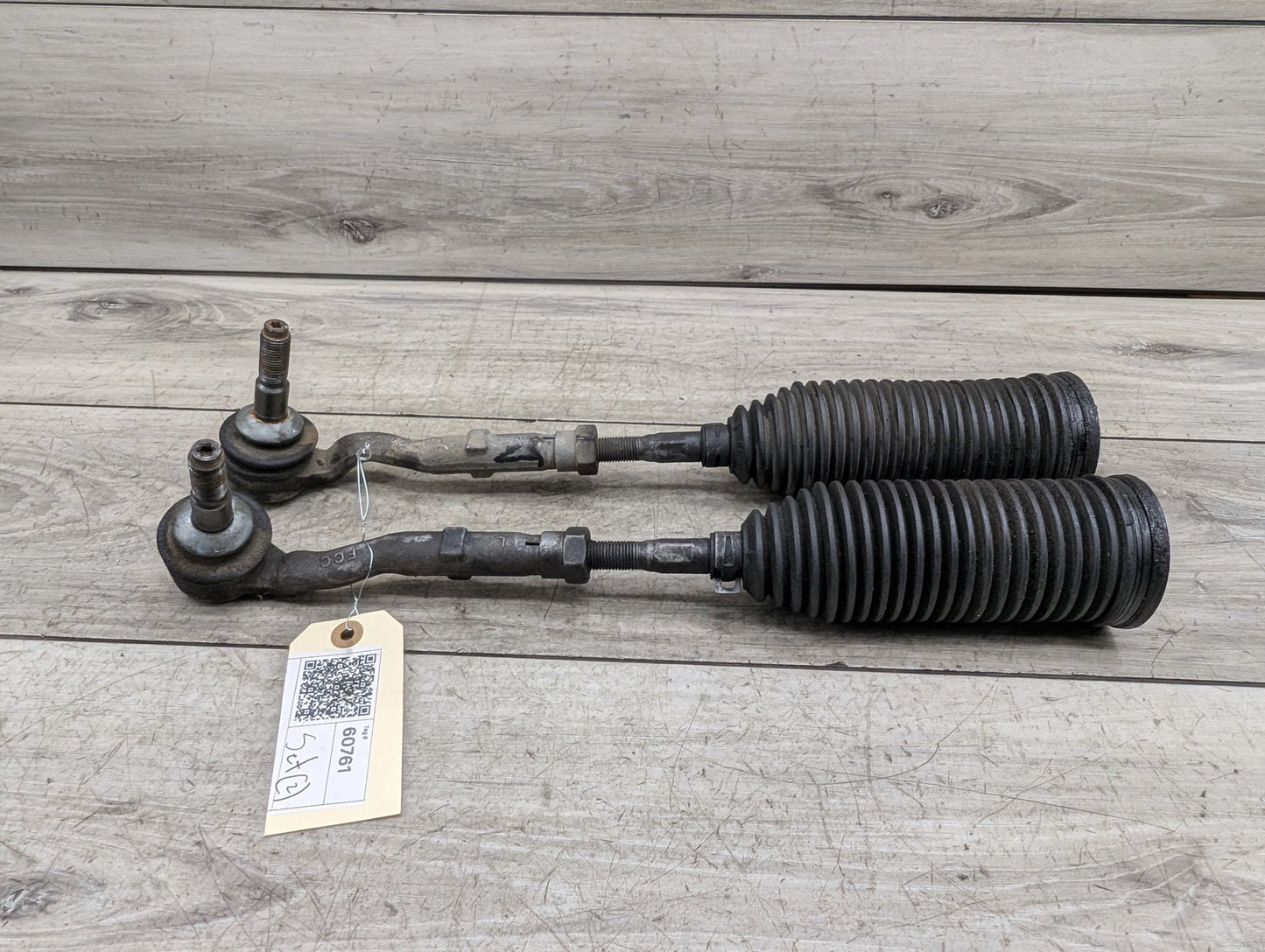 2011-2016 BMW 535i F10 Left Right Tie Rod W/ Boot SET 6784716