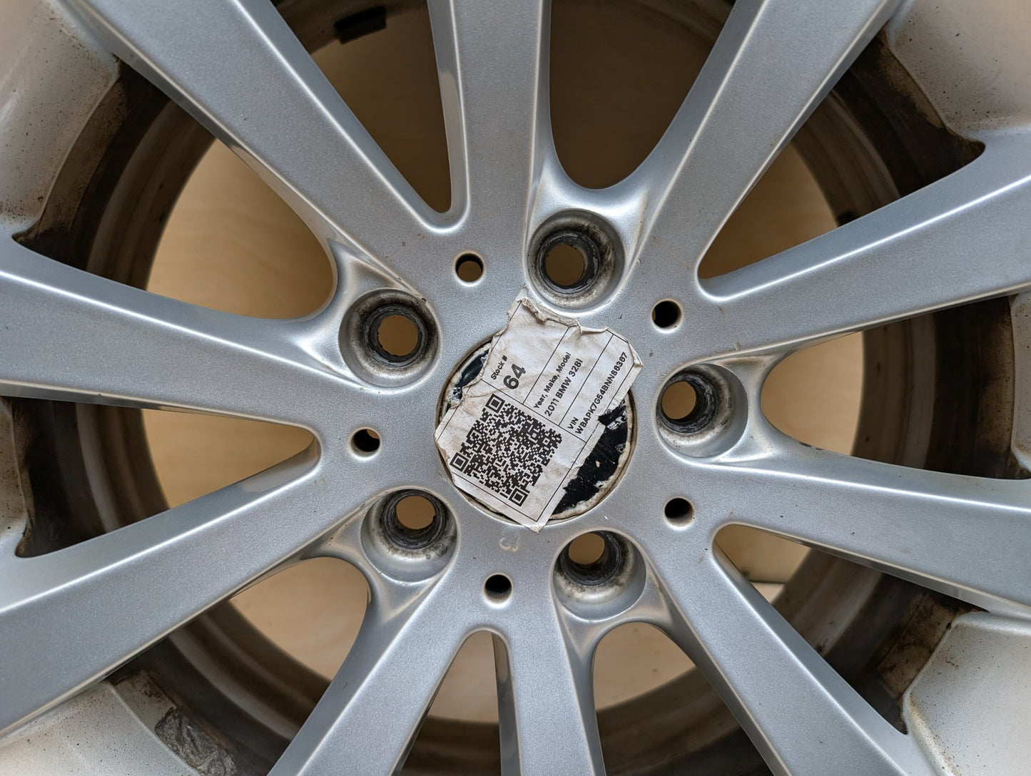 06-13 OEM BMW E90 E92 E93 328 335 Wheel Rim 17x8 ET34 V-Spoke Style 285
