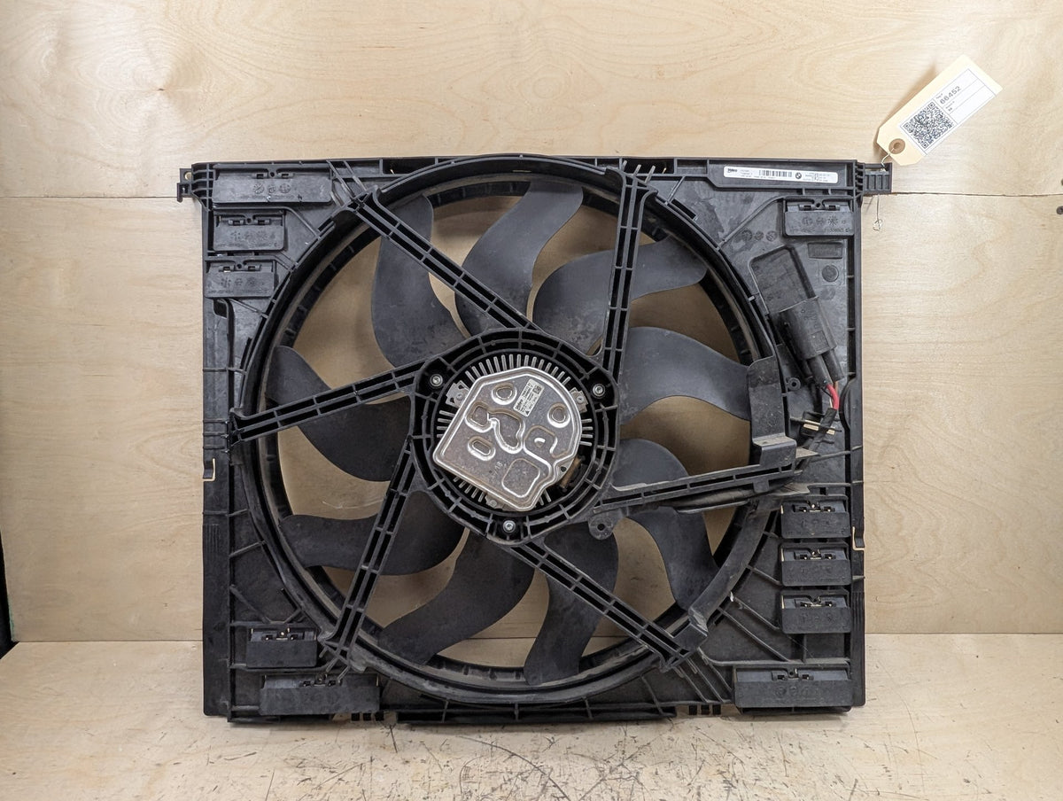 2019-2026 BMW 330i G20 Radiator Fan Shroud Housing w/ Motor 8666817