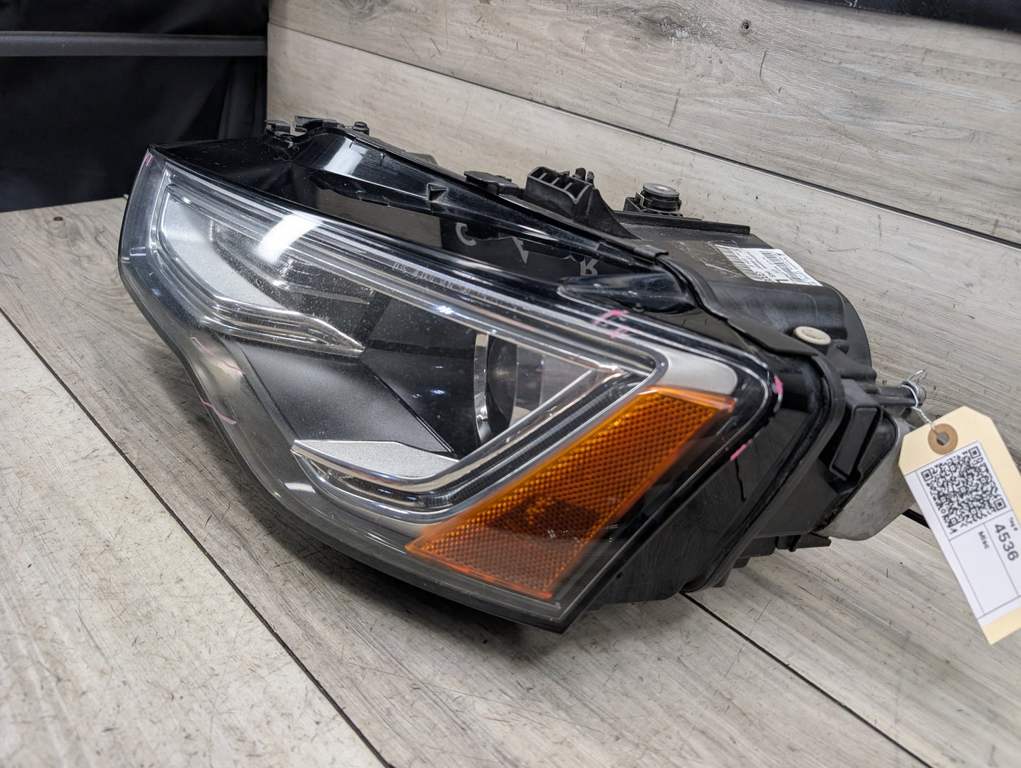 2008 - 2017 Audi S5 8T Front Left Driver Headlight 8T0941005E