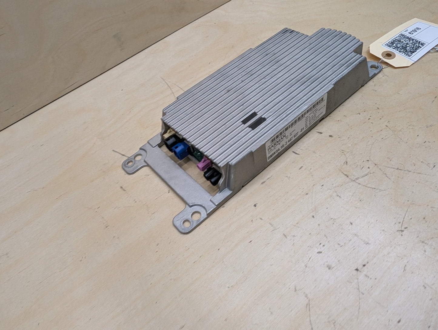 2011-2016 BMW X3 F25 Antenna Telematics Control Module 2447927