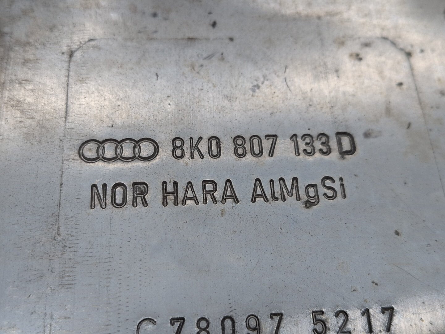 2013 - 2017 Audi S5 8T Misc 8K0807133D CTUB