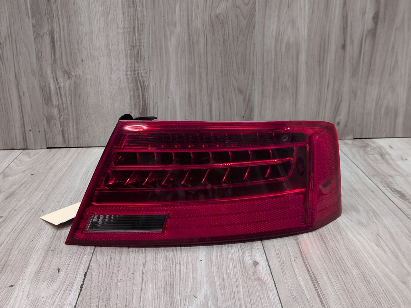 2008 - 2017 Audi S5 8T Rear Right Passenger Outer Tail Light 8T0945096J