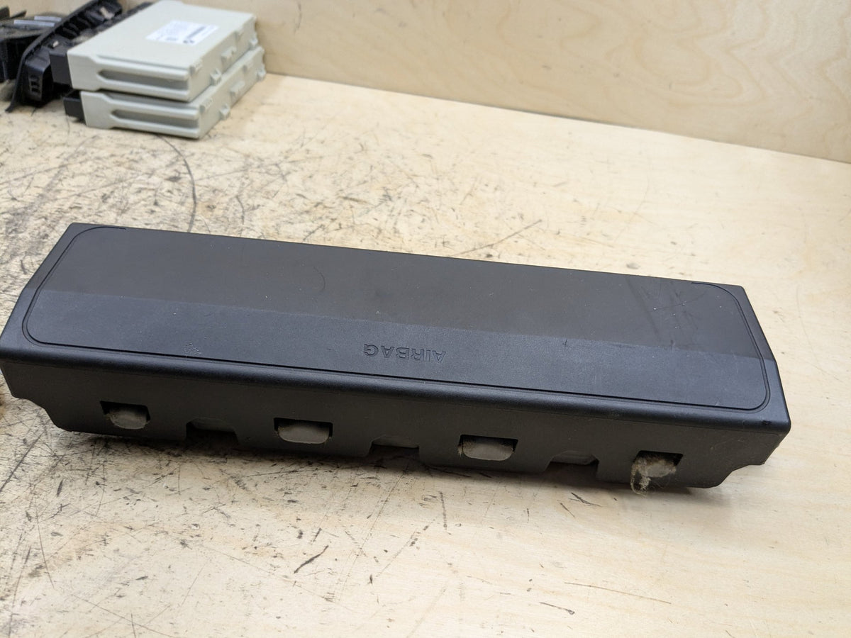OEM BMW F90 G12 G30 530 540 M550 M5 Front Right Passenger Knee Lower Dash Airbag