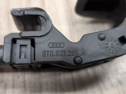 2015-2018 Audi Q3 8U Front or Rear Right Passenger Exterior Door Handle 8T0837205A OEM
