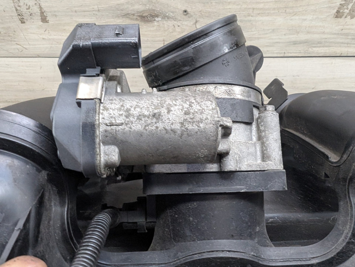 OEM BMW E70 E82 E88 E90 E92 E93 Engine N52 Intake Manifold w/ Throttle Body