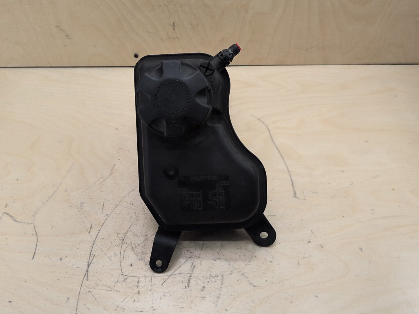06-13 OEM BMW E82 E88 E90 E92 E93 Coolant Water Expansion Tank Bottle Reservoir