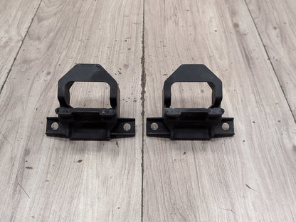 2011 BMW 328i E90 Radiator Lower Mounting Brackets SET 7591647