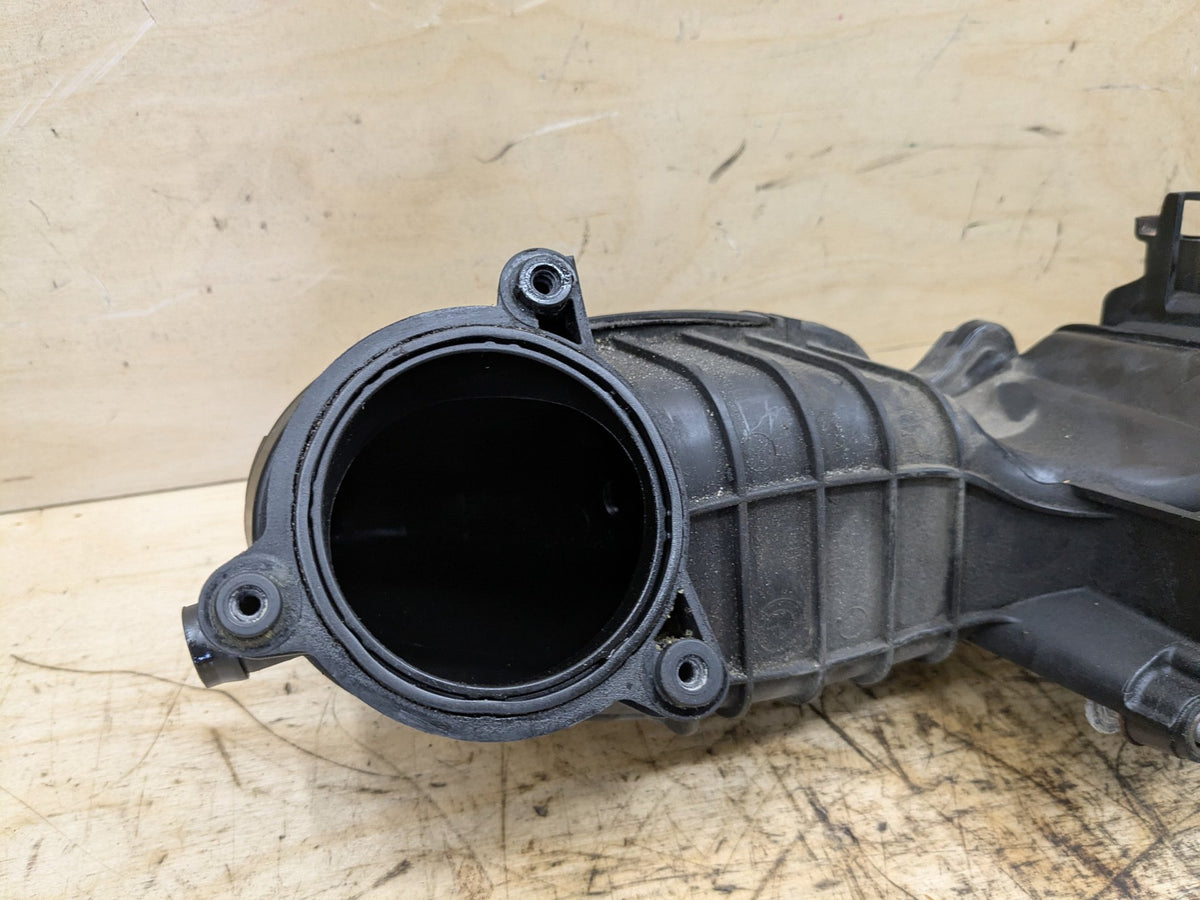 16-23 OEM BMW F90 G12 G30 750 Right Passenger Engine N63 S63 Intake Manifold 1-4