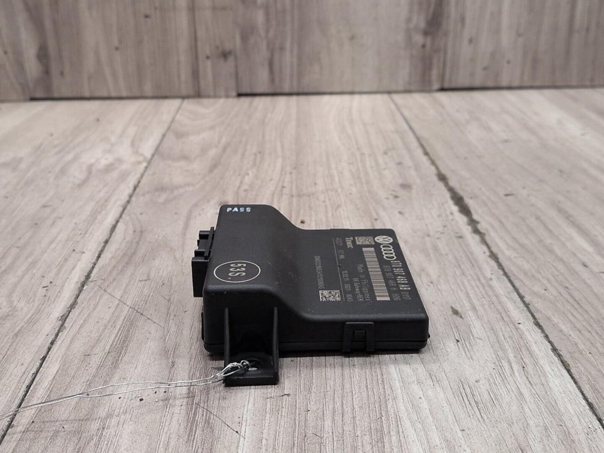 2008-2017 Audi S5 8T Gateway Control Module 8T0907468AB