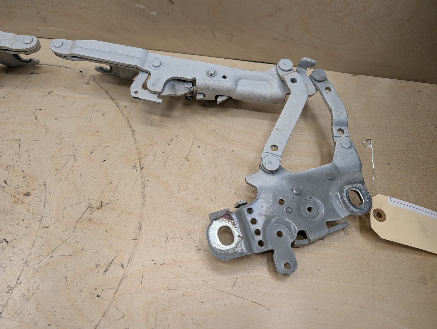 2012-2018 BMW 328i F30 Hood Bonnet Hinges SET 7239416