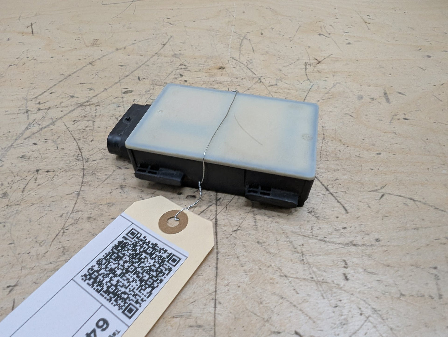 2016-2022 BMW 750i G12 Blind Spot Lane Sensor Radar Module 6877834