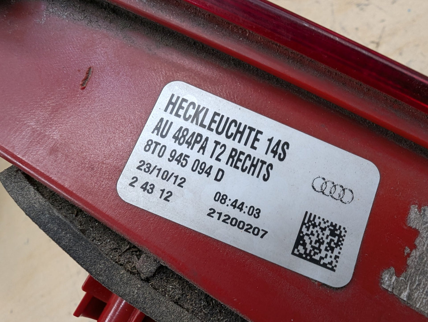 2011-2017 Audi RS5 8T Rear Right Passenger Inner Tail Light 8T0945094D OEM