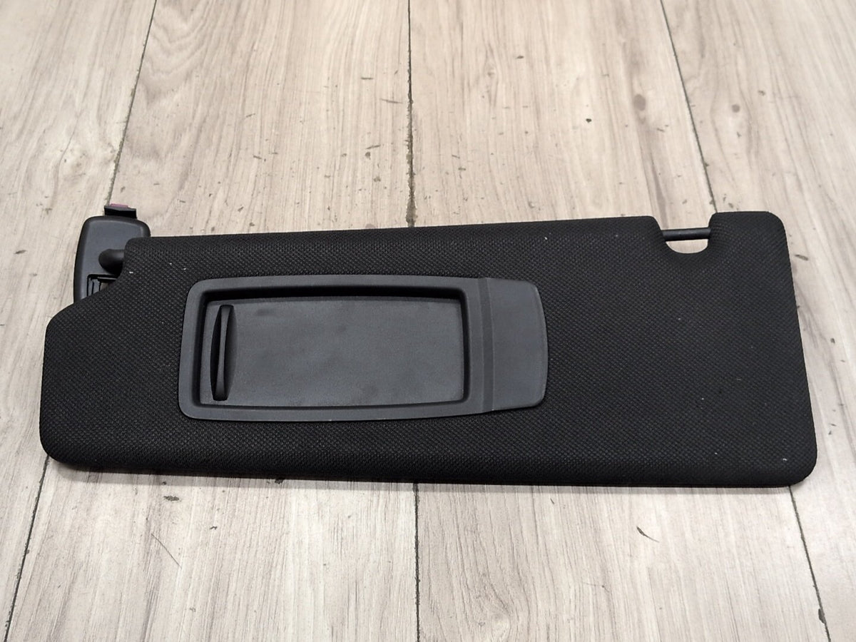 17-20 OEM BMW F90 G30 530 540 M550 M5 Interior Right Passenger Sun Visor Black