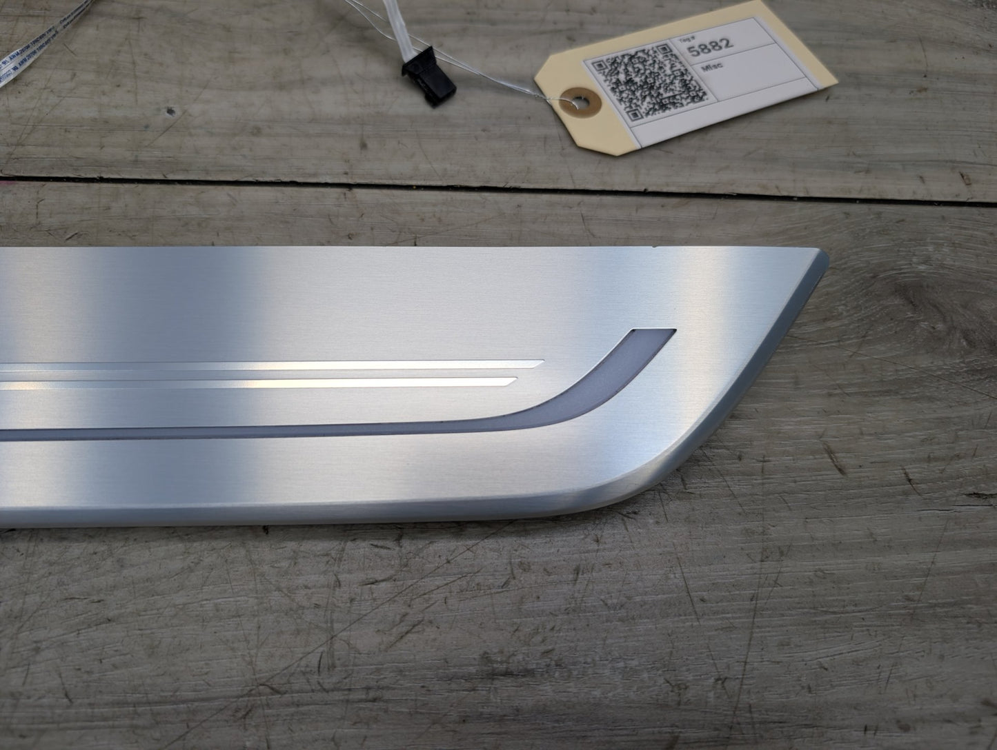 2016 BMW 750Li G12- Front Left or Right Door Sill Scuff Plate Entrance PN: 7991478